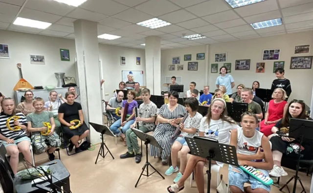 Летние лагеря завершились, но в…